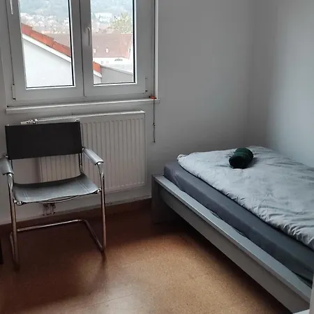 Apartmán 10 Personen Monteurwohnung Bei Wuerzburg Fuenf Schlafzimmer Incl Eigener Parkplatz - Nur Einzelbetten *